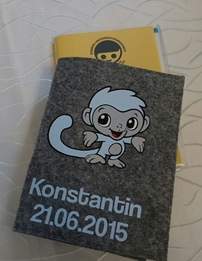 U-Heft Hülle / Untersuchungshefthülle mit Wunschnamen und Wunschmotiv U-Heft Hülle / Untersuchungshefthülle mit Wunschnamen und Wunschmotiv von La Krea Le