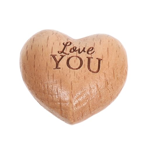 ABOOFAN Handgefertigtes Herzförmiges Beechholz Schnitzkunstwerk Graviertes Love You Design Langlebiges Holz Dekorationsstück für Valentinstag Hochzeit Geschenkbox ABOOFAN Handgefertigtes Herzförmiges Beechholz Schnitzkunstwerk Graviertes Love You Design Langlebiges Holz Dekorationsstück für Valentinstag Hochzeit Geschenkbox von ABOOFAN