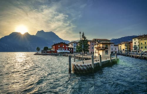 300 Teile Puzzle Kind Junge Natürliche Schönheit, Sonne, See, Steg, Italien, Spaziergang 38x26CM 300 Teile Puzzle Kind Junge Natürliche Schönheit, Sonne, See, Steg, Italien, Spaziergang 38x26CM von AFHMZ