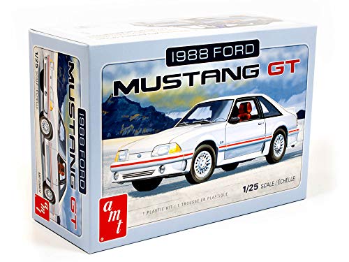 AMT 1988 Ford Mustang 2T Modellbausatz im Maßstab 1/25. von AMT