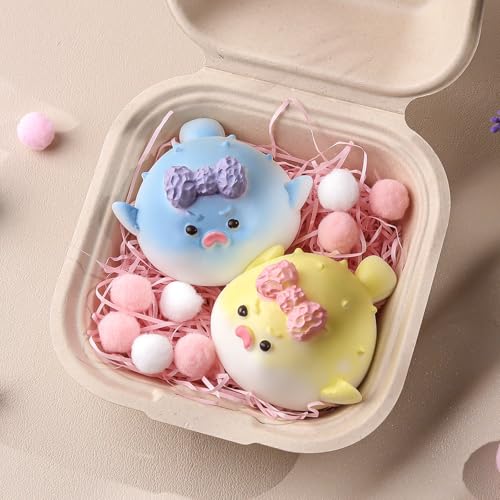 Anboor Kugelfisch-Squishies, 2er-Pack – 6,9 cm großer Kawaii-Fisch mit Schleife für Kinder & Erwachsene, weiches, süßes Silikon-Squishies zum Stressabbau (Blau & Gelb) von ANBOOR