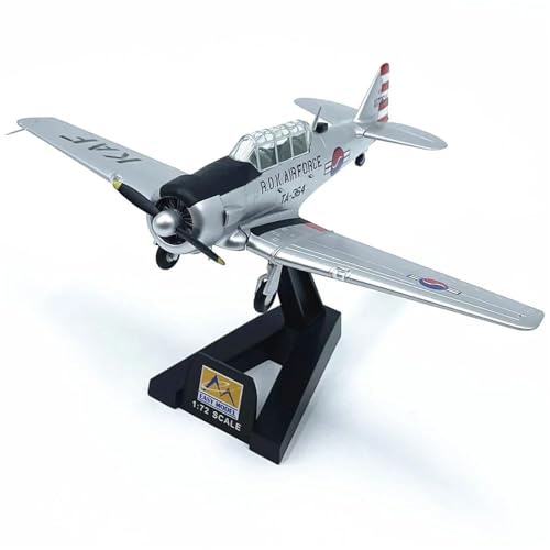 AQMUZE Miniaturmodelle Flugzeuge Chinesisches T-6-Trainer-Plastikmodell Im Maßstab 1 72, Spielzeug-Geschenksammlungsmodell von AQMUZE