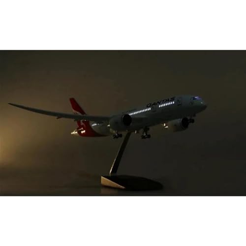 AQMUZE Miniaturmodelle Flugzeuge Druckgussflugzeug Im Maßstab 1:130 Für Die Modell-Leichtflugzeugserie Boeing B787 Dreamliner Qantas(with Light) von AQMUZE
