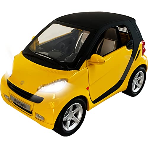 ARCADORA 1:32 für Smart Fortwo Diecast Modellauto Pullback Fahrzeug Toys-Kollektion, Geschenk für Kinder, mit Sound und Licht (gelb) von ARCADORA