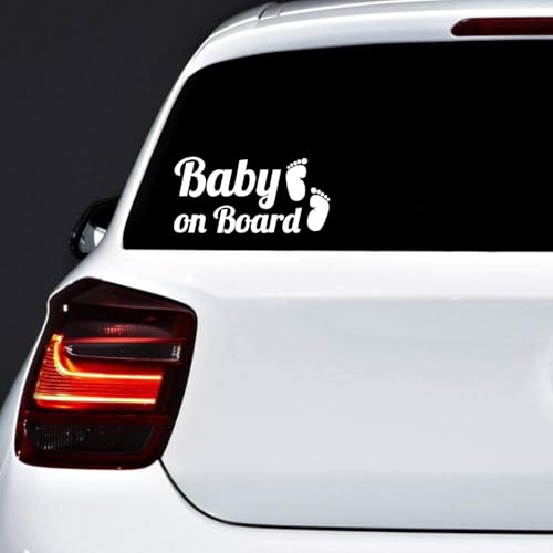 Autodomy 2 Stück Baby On Board Baby an Bord Füße Hohe Sichtbarkeit aus großer Entfernung | Baby on Board Aufkleber Auto Für alle Fahrzeugtypen | 15x7 cm (Weiß) von AUTODOMY
