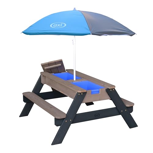 AXI Nick Kinder Sand & Wasser Picknicktisch aus Holz | Wasserspieltisch & Sandtisch mit Deckel und Behältern | Kindertisch/Matschtisch in Grau mit Sonnenschirm für den Garten von AXI