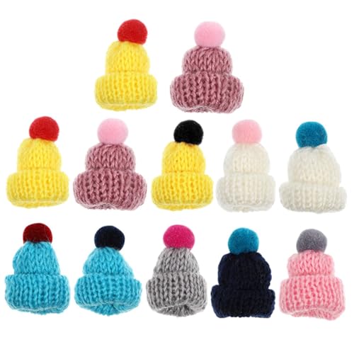 Abaodam 12 Stück Teiliges Dekorative Mini Strickmützen aus Hautfreundlichem Garn Vielseitig Einsetzbar als DIY Bastelzubehör Puppendeko und Weihnachtsbaumschmuck in Bunten Zufällige Farbe Abaodam 12 Stück Teiliges Dekorative Mini Strickmützen aus Hautfreundlichem Garn Vielseitig Einsetzbar als DIY Bastelzubehör Puppendeko und Weihnachtsbaumschmuck in Bunten Zufällige Farbe von Abaodam