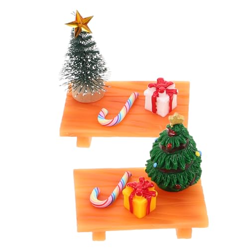 Abaodam 2 Sätze Miniatur Weihnachtsdeko für Puppenhaus mit Candy Cane Geschenkbox Weihnachtsbaum Bank Stuhl DIY Weihnachts-Szene Figuren für Mikro-Dekorationen von Abaodam