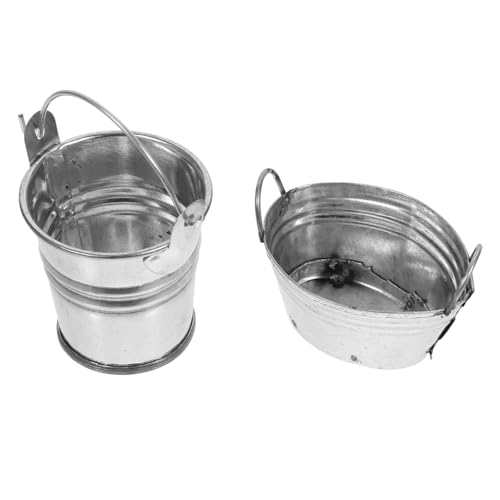 Abaodam 2 Stück Miniatur Metall Eimer Set Teilig mit Griffen Realistische Kleine Puppenhaus Eimer Langlebige Mini Wasserbehälter aus Metall für DIY Mikro Landschaft und Kinderspielzeug Abaodam 2 Stück Miniatur Metall Eimer Set Teilig mit Griffen Realistische Kleine Puppenhaus Eimer Langlebige Mini Wasserbehälter aus Metall für DIY Mikro Landschaft und Kinderspielzeug von Abaodam