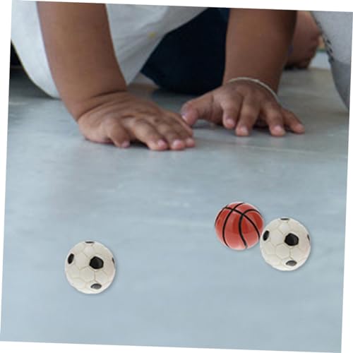 Abaodam 20 Stück Teiliges Miniatur Fußball und Basketball aus Robustem Harz Mini Sportbälle für Puppenhaus Zubehör Vielseitige Mini Haus Dekoration Leicht und Platzsparend für Micro Abaodam 20 Stück Teiliges Miniatur Fußball und Basketball aus Robustem Harz Mini Sportbälle für Puppenhaus Zubehör Vielseitige Mini Haus Dekoration Leicht und Platzsparend für Micro von Abaodam