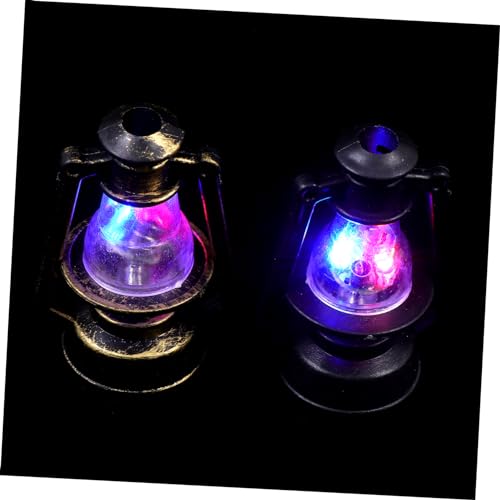 Abaodam 2Stücke Kerosinlampen Ornamente Retro Miniaturlaterne Modelle für Puppenhaus Dekoration Realistische Beleuchtung durch Schütteln Detailverliebt und Handgefertigt Abaodam 2Stücke Kerosinlampen Ornamente Retro Miniaturlaterne Modelle für Puppenhaus Dekoration Realistische Beleuchtung durch Schütteln Detailverliebt und Handgefertigt von Abaodam
