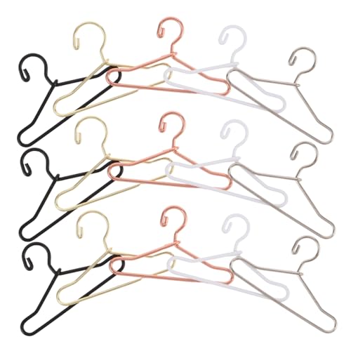 Abaodam 50 Stück Miniatur Kleiderbügel Bunte Mini Puppen Kleiderbügel für Puppenschrank und Spielzimmer zur Platzsparenden Organisation von Puppenkleidung Abaodam 50 Stück Miniatur Kleiderbügel Bunte Mini Puppen Kleiderbügel für Puppenschrank und Spielzimmer zur Platzsparenden Organisation von Puppenkleidung von Abaodam