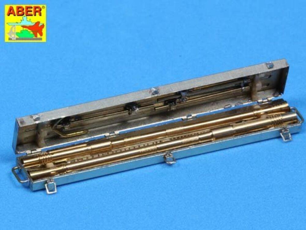 Set of 2 German 2cm L/65 gun barrel for Flak 38 with storage box Set of 2 German 2cm L/65 gun barrel for Flak 38 with storage box von Aber
