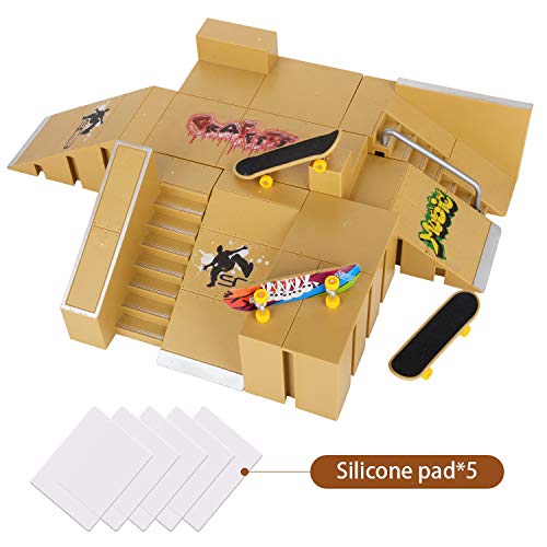 Abree Mini Fingerskateboard-Park Kit mit 8 unabhängige Anbauteile und 3 Fingerboards (Dunkelgelb) von Abree