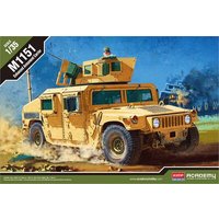 ACADEMY 13415 1:35 M1151 von Academy