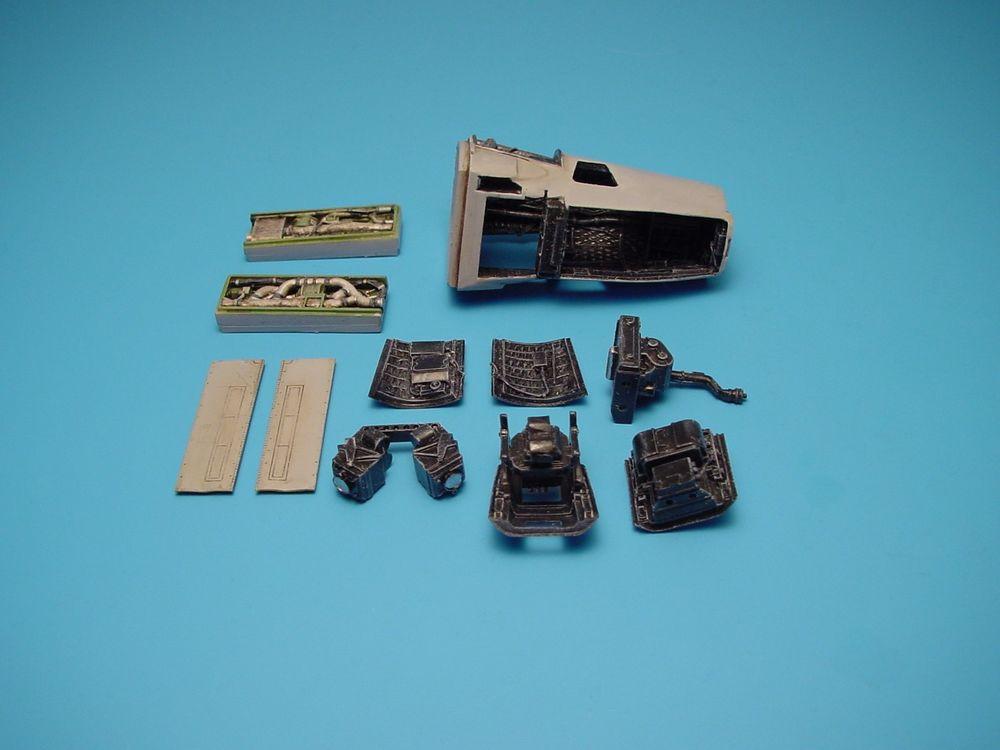 RF-4B/C Phantom II - Electronic bay RF-4B/C Phantom II - Electronic bay von Aires