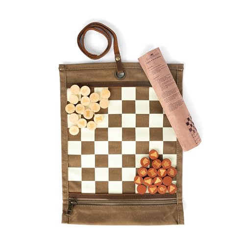 Alaskan MAKER - Schachspiel & Damen 2-in-1 – Teppich aus gewachstem Segeltuch, aufrollbar – Spielsteine aus Holz – Riemen aus Vollnarbenleder – ideal für Reisen & Spielen überall (Havanna) von Alaskan MAKER