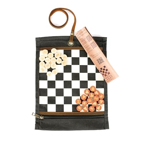 Alaskan MAKER - Schachspiel & Damen 2-in-1 – Teppich aus gewachstem Segeltuch zum Aufrollen – Spielsteine aus Holz – Riemen aus Vollnarbenleder – ideal für Reisen & Spielen überall (schwarz) von Alaskan MAKER
