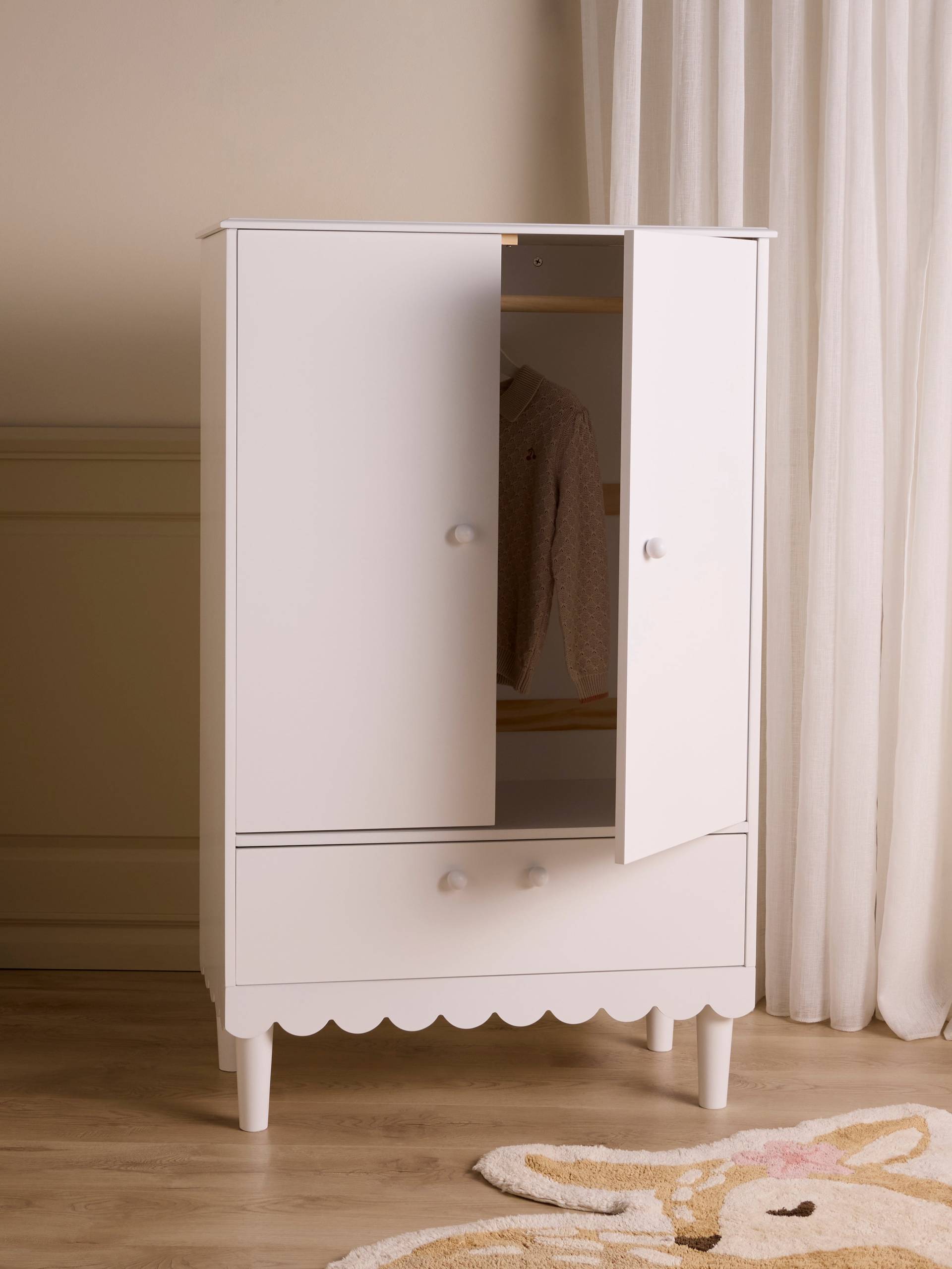 Alice &  Fox Dune Kinderkleiderschrank, White, Kinderzimmerschrank, Kinderzimmer von Alice & Fox