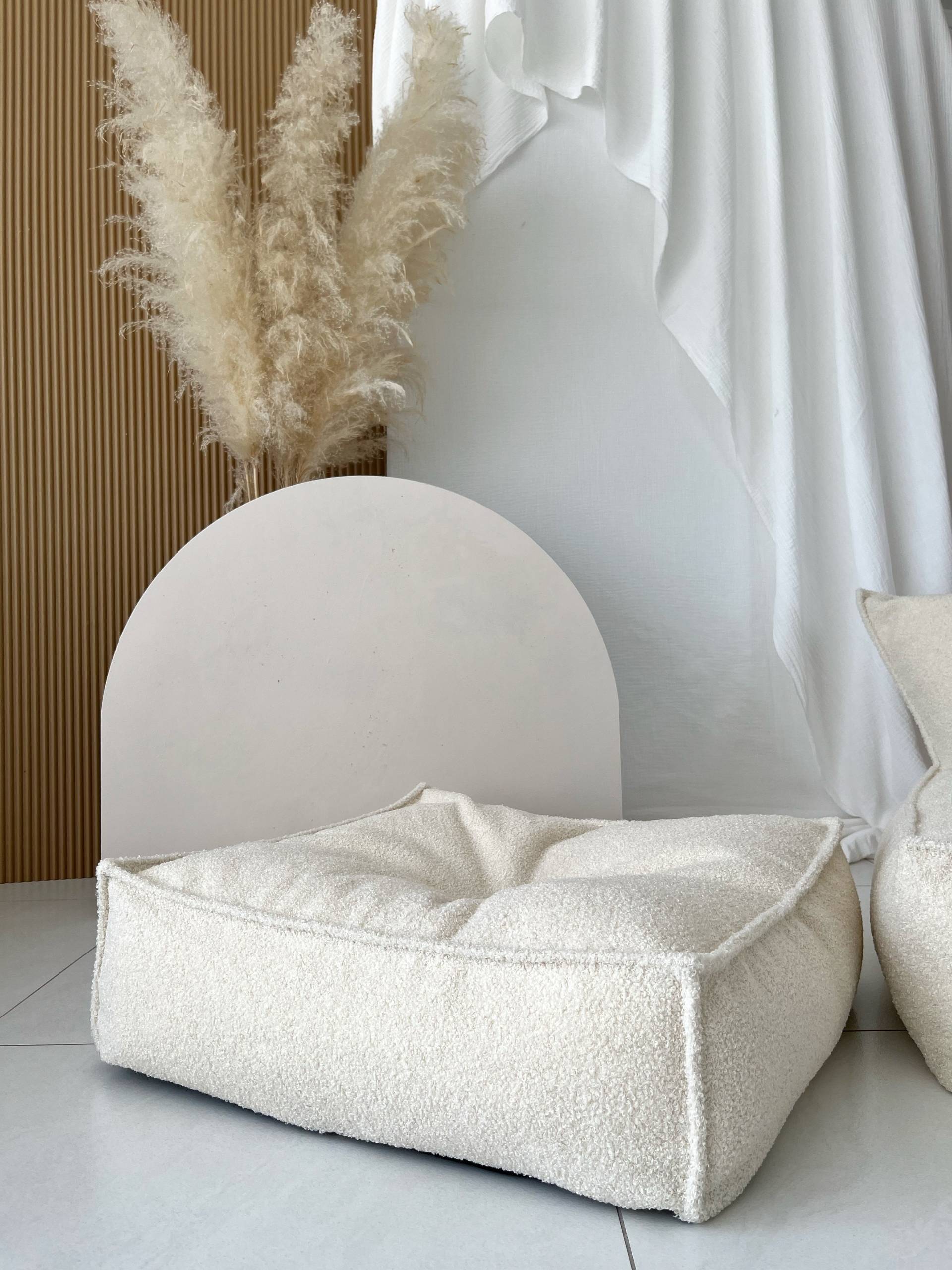 Alice &  Fox MISTY Sitzhocker, Creme Alice &  Fox MISTY Sitzhocker, Creme von Alice & Fox