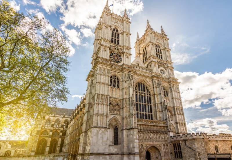 Alipson Puzzle Westminster Abbey im Frühling 1000 Teile Puzzle Alipson-Puzzle-F-50247 von Alipson Puzzle