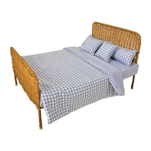 Amagogo 1:6 Bett mit Matratze, Einzelbett, Rattanbett, Bettmodell für Geschenk, Landschaftsdekoration, DIY-Modell, Schaufenster, Lebensszenen-Layout, Blau Kariert Amagogo 1:6 Bett mit Matratze, Einzelbett, Rattanbett, Bettmodell für Geschenk, Landschaftsdekoration, DIY-Modell, Schaufenster, Lebensszenen-Layout, Blau Kariert von Amagogo