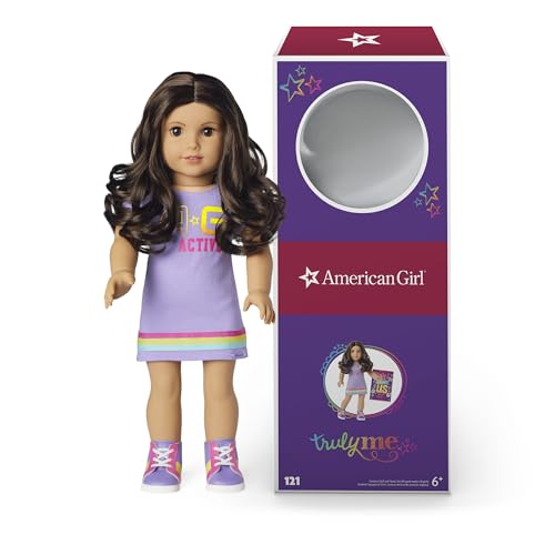 American Girl Truly Me 45,7 cm Puppe #121 mit braunen Augen, dunkelbraunes Haar, hell-mittlere Haut, T-Shirt-Kleid, ab 6 Jahren von American Girl