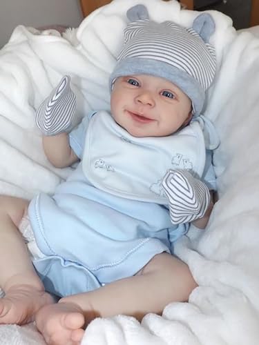 Anano Reborn Puppen Lebensechte Baby Sebastian 18-Zoll Lächelnde Reborn Toddler Puppen Die Echte Aussehen Silikon Bebes Lebensechte Babypuppen Blauem Strampler Für Kinder 3+ von Anano