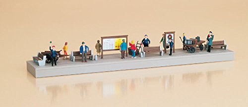 Auhagen 11339 - Bahnsteigausstattung mit Figuren von Auhagen