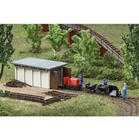 AUHAGEN 43700 TT Feldbahnsetattrappe mit Lokschuppen von Auhagen