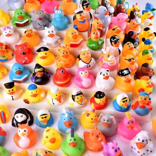 55 Stück Gummi Badeenten, Baby Bade Enten, Badeente Lustig Klein, Bunt Gummi Enten, Kinder Badewannenspielzeug, für Kinder, Babydusche, Kindergeburtstagpartys,Strand (US - 55PCS 4) von BECEEL