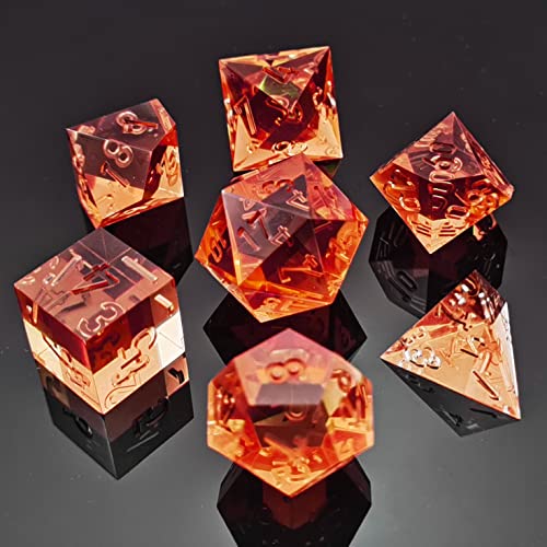 Bescon Crystal Clear (Unpainted) Sharp Edge DND Dice Set of 7, Razor Edged Polyhedral D&D Dice Set for Dungeons and Dragons Role Playing Games, Tangerine Color von BESCON DICE