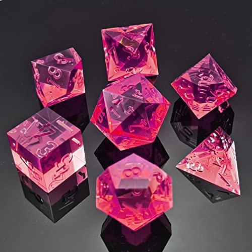 Bescon Crystal Clear (Unpainted) Sharp Edge DND Dice Set of 7, Razor Edged Polyhedral D&D Dice Set for Dungeons and Dragons Role Playing Games, WineRed Color von BESCON DICE