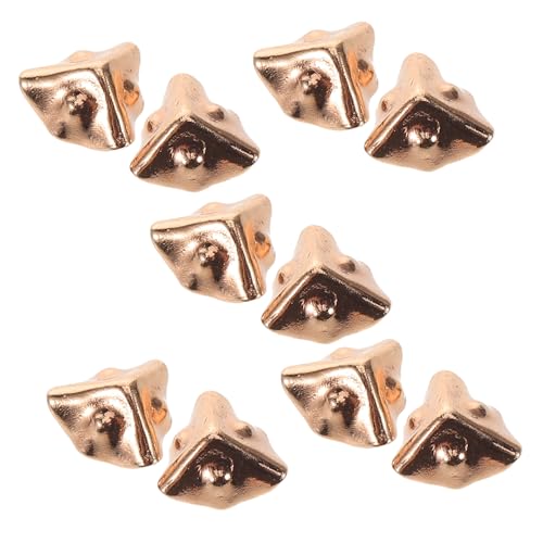 BESPORTBLE 10 Stück Miniatur Koffer Eckenschutz für DIY Puppenhaus Zubehör Metall Box Füße Abdeckungen für Mini Holzkisten Kreative Handwerksaccessoires BESPORTBLE 10 Stück Miniatur Koffer Eckenschutz für DIY Puppenhaus Zubehör Metall Box Füße Abdeckungen für Mini Holzkisten Kreative Handwerksaccessoires von BESPORTBLE