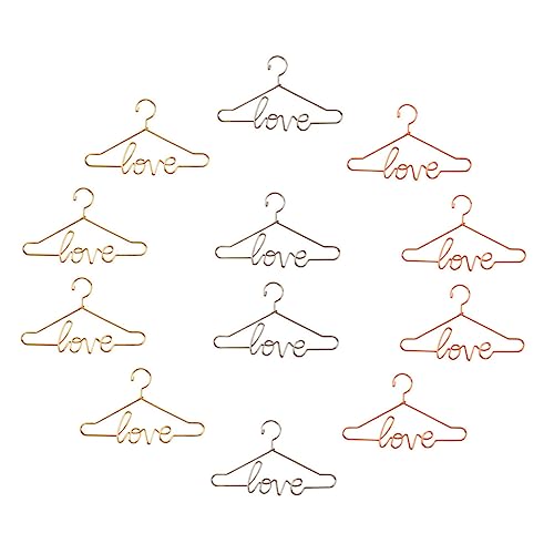 BESPORTBLE 12Stücke Mini Kleiderbügel für Puppen Puppenkleidung Racks und Roségold zum Organisieren und Ausstellen von Puppen Outfits Puppenzubehör BESPORTBLE 12Stücke Mini Kleiderbügel für Puppen Puppenkleidung Racks und Roségold zum Organisieren und Ausstellen von Puppen Outfits Puppenzubehör von BESPORTBLE