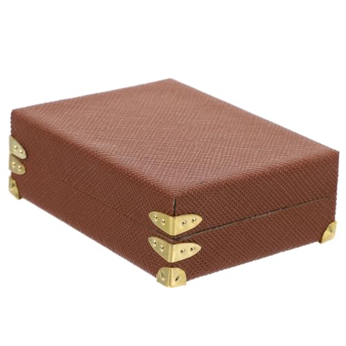 BESPORTBLE Miniatur Retro Koffer Dekoration Miniaturkoffer für Puppenhaus Micro Landschaftsdekor Robust Charmanter Aufbewahrungskoffer für Sammler und Puppenhaus Zubehör BESPORTBLE Miniatur Retro Koffer Dekoration Miniaturkoffer für Puppenhaus Micro Landschaftsdekor Robust Charmanter Aufbewahrungskoffer für Sammler und Puppenhaus Zubehör von BESPORTBLE