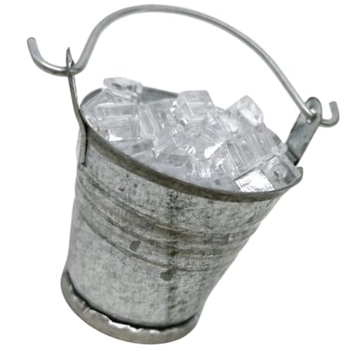 BESTonZON 1 Satz Mini-Eimer mit Eiswürfeln kinderspielzeug Dekoration für Miniaturhäuser Eiseimer Eiswürfel Statue eiserne Eimerfigur Miniatur-Bar-Zubehör Harz von BESTonZON
