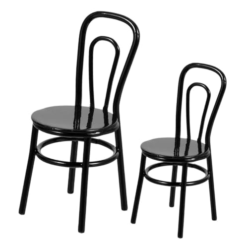 BESTonZON 2 Stück Miniatur Eisenstuhl Stabiles Puppenhaus Möbel Einzigartiges Hocker Design Schwarze Mini Stühle für Wohnzimmer und Esszimmer Langlebig Dekorativ Sammlerstück von BESTonZON