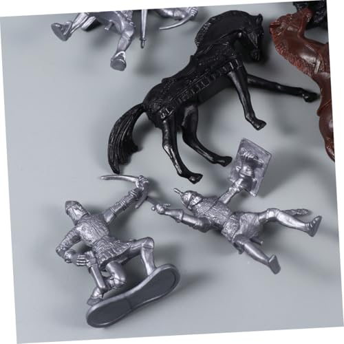 BESTonZON 28 Stück Teiliges Mittelalterliches Soldatenmodell spielset aus Sicherem Kunststoff Detailreich Gestaltete Figuren mit Soldaten Pferden und Berittenen Rittern Pädagogisch BESTonZON 28 Stück Teiliges Mittelalterliches Soldatenmodell spielset aus Sicherem Kunststoff Detailreich Gestaltete Figuren mit Soldaten Pferden und Berittenen Rittern Pädagogisch von BESTonZON