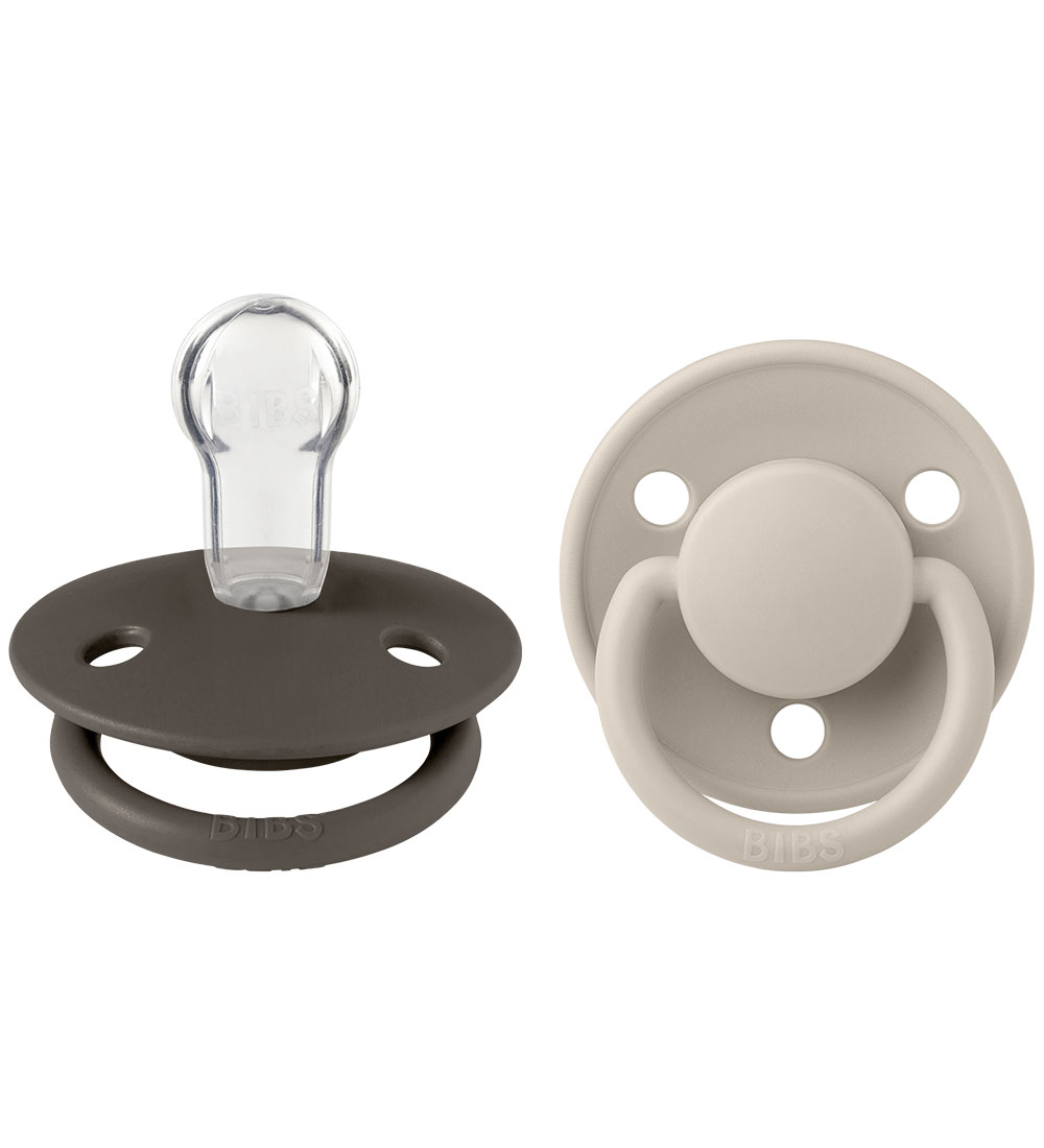 BIBS De Lux Schnuller - 2er-Pack - Rund - Sand/Iron - BIBS - One Size - Schnuller BIBS De Lux Schnuller - 2er-Pack - Rund - Sand/Iron - BIBS - One Size - Schnuller von BIBS