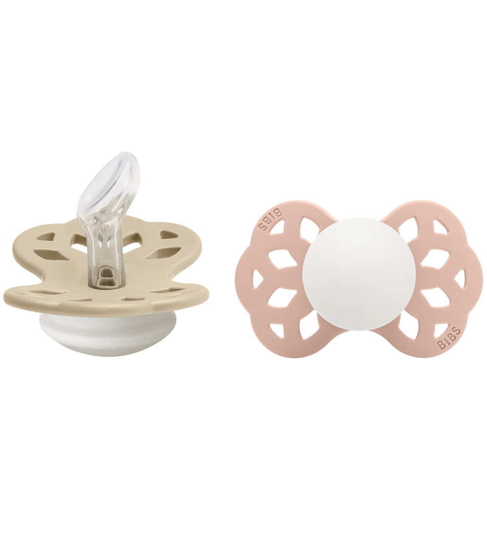 BIBS Infinity Leuchtende Schnuller - 2er-Pack - Gr. 1 - Anatomis - BIBS - One Size - Schnuller BIBS Infinity Leuchtende Schnuller - 2er-Pack - Gr. 1 - Anatomis - BIBS - One Size - Schnuller von BIBS