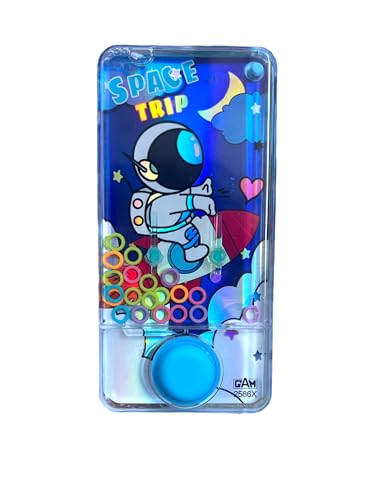 BLUECHOLON Space Wasserspiel mit Ringen, 3 Astronauten mit Meteorit, Motorrad und Rakete, Geschicklichkeitsspielzeug für Reisen, 14 x 7 cm (Astronaut Rakete) von BLUECHOLON