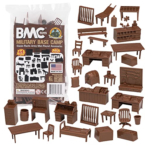BMC Classic Marx Military Base Camp – 44 Stück Kunststoff Armee Männer Spielset Zubehör von BMC Toys