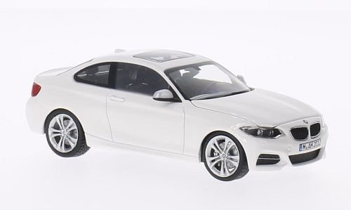 BMW Original 2er Coupé (F22) Miniatur 1:43 Alpinweiß von BMW