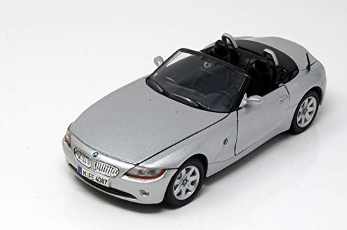 BMW Z4 (E85), silber, 2003, Modellauto, Fertigmodell, Motormax 1:24 von BMW