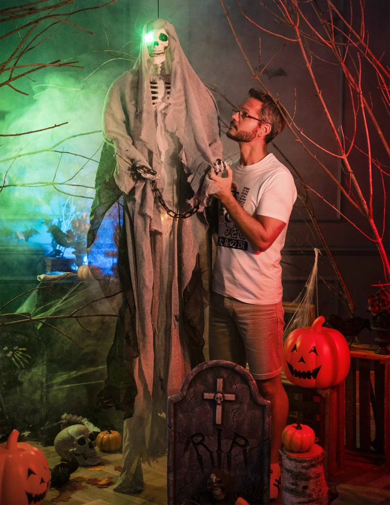 Skelett-Hängedeko Halloweendeko grau-schwarz 180 cm von BOLAND BV