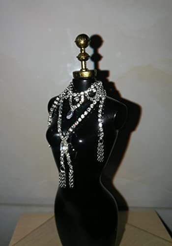 BOSWON 1/6 Maßstab Strass Halskette Modell für 30,5 cm Actionfigur BOSWON 1/6 Maßstab Strass Halskette Modell für 30,5 cm Actionfigur von BOSWON