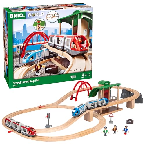 BRIO World 33512 Großes BRIO Bahn Reisezug Set - Eisenbahn mit Bahnhof, Schienen und Figuren - Kleinkinderspielzeug empfohlen ab 3 Jahren von BRIO