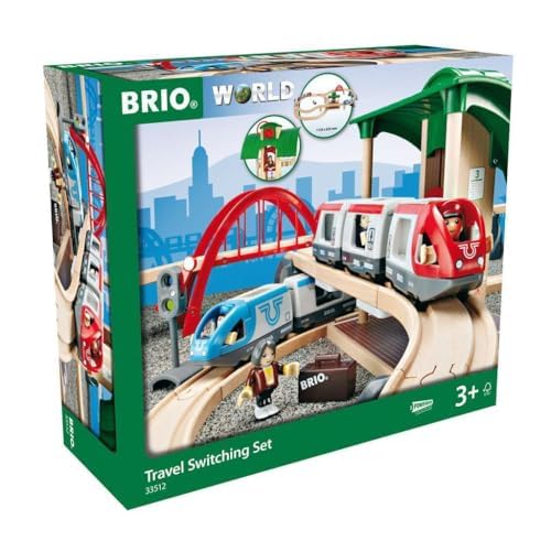 BRIO World 33512 Großes Bahn Reisezug Set – Eisenbahn mit Bahnhof, Schienen und Figuren & Großes Schienensortiment 50 Teile – Schienen Set Eisenbahn – für Kinder ab 3 Jahren von BRIO