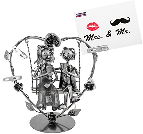 BRUBAKER Hochzeitspaar auf Einer Schaukel - kreatives Geldgeschenk oder Fotogeschenk - inkl. Grußkarte BRUBAKER Hochzeitspaar auf Einer Schaukel - kreatives Geldgeschenk oder Fotogeschenk - inkl. Grußkarte von BRUBAKER